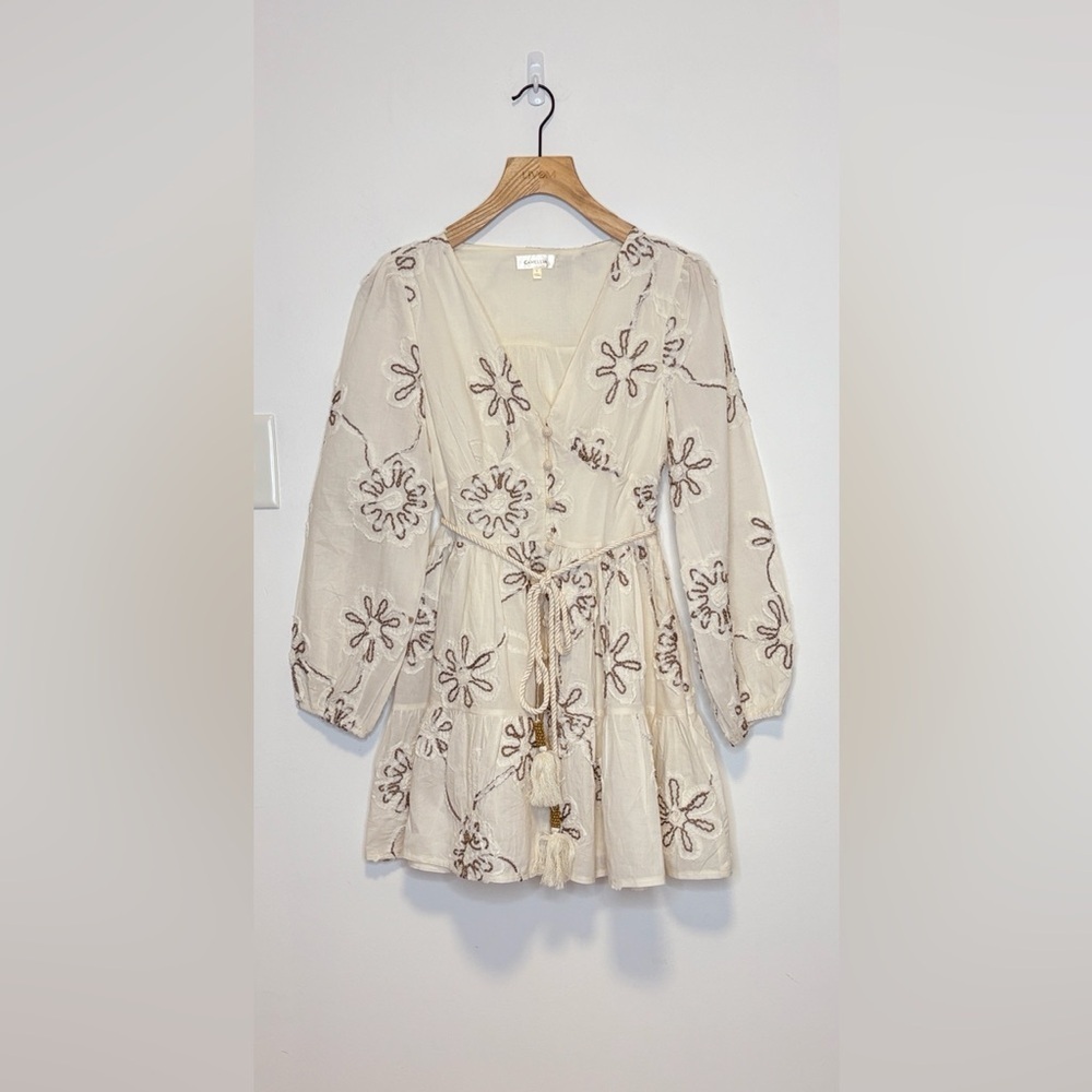 Camellia Isla Embroidered Dress NWOT, sz : small - Picture 5 of 15